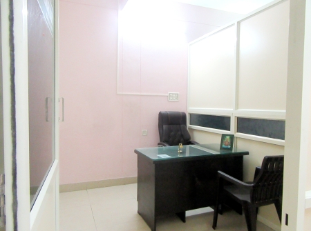 1950927751-5) Li id 402 - Doctor Room 1.jpg